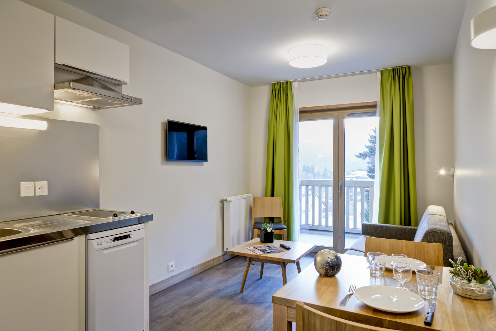 2 Rooms 4 Persons Comfort - Apartments Residence De L'olympe - Brides les Bains