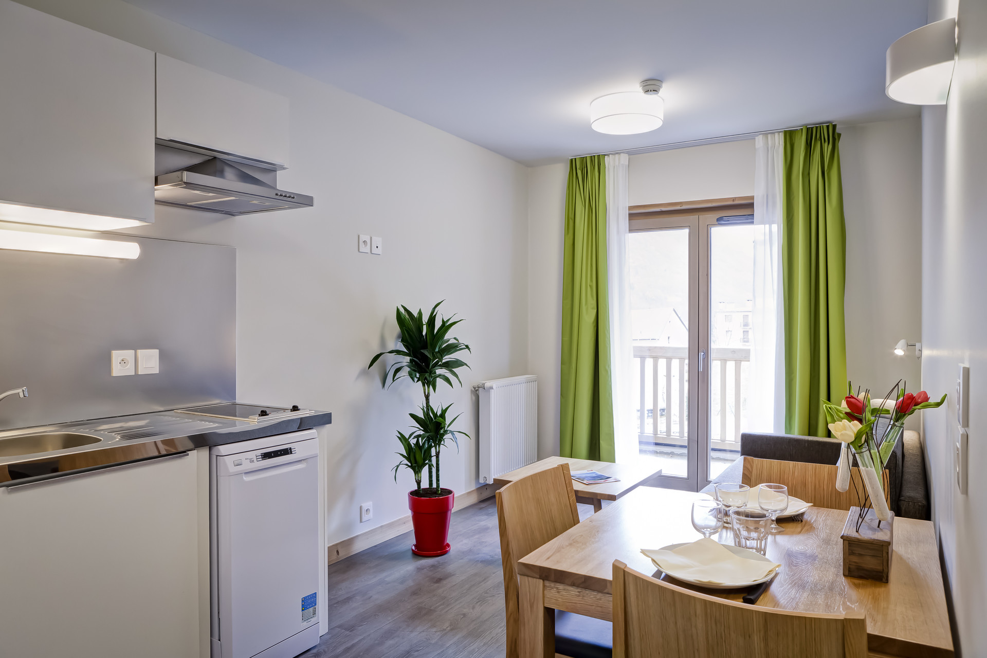 2 Rooms 4 Persons Standing - Apartments Residence De L'olympe - Brides les Bains